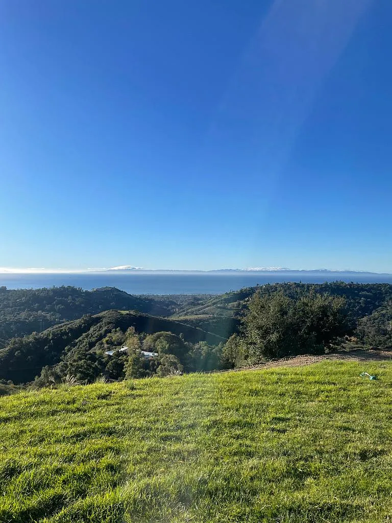 W Mountain Dr, Santa Barbara — Photo 2