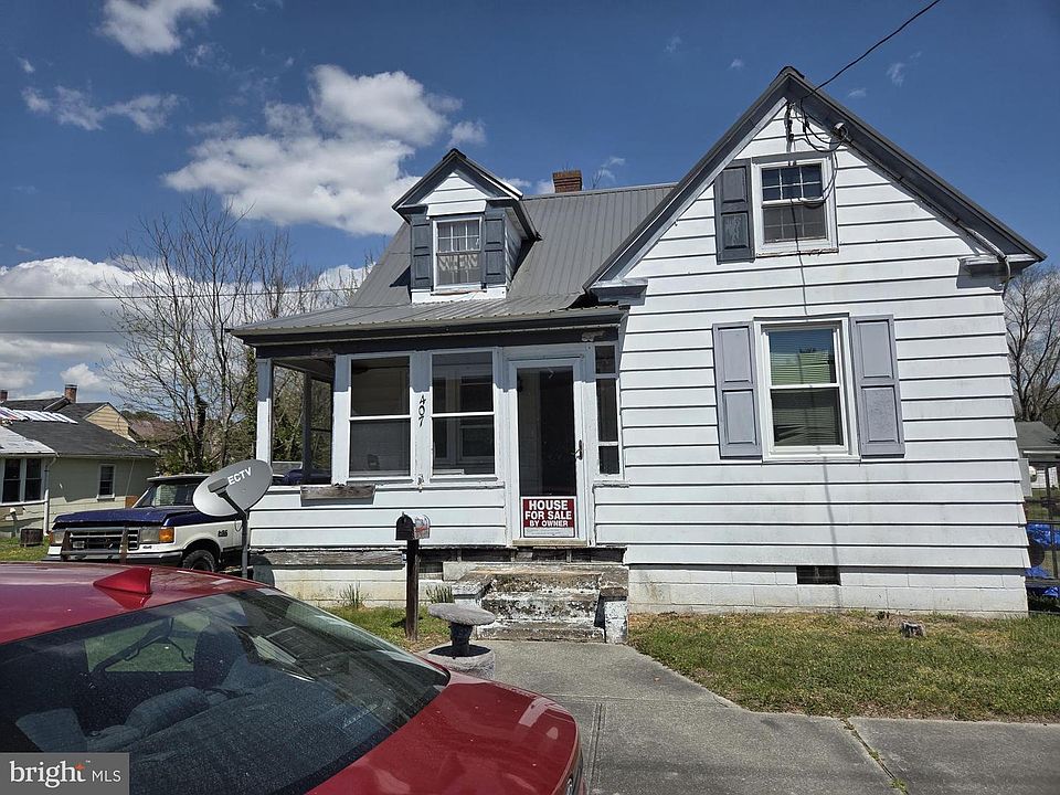 1st image of 407 Walnut St