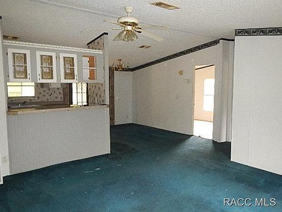 3rd image of 2041 S Whitehurst Ave