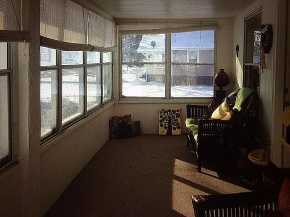 Enclosed sunrise screen porch