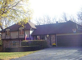 11 E 107th Street Cir, Bloomington, MN 55420