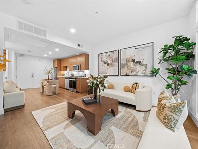 709 E Walnut St #318, Pasadena, CA, 91101