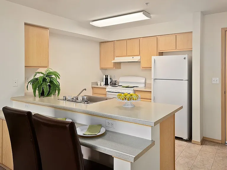 Arrowhead Gardens Senior Living Apartments — Photo 4