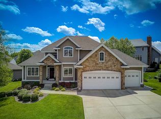 1204 Lathrop Ln, Waunakee, WI 53597