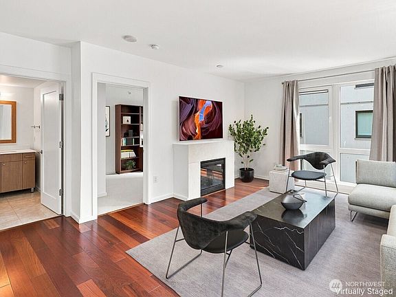 4th image of 81 Clay Street #403