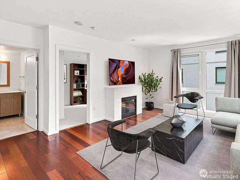 4th image of 81 Clay Street #430
