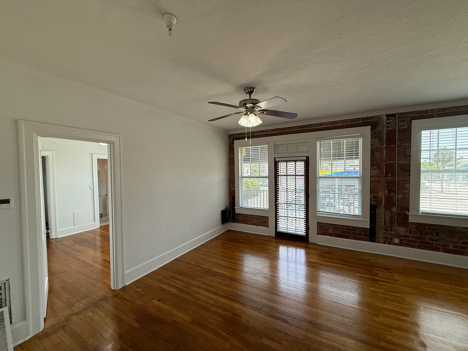 1 bed, 750 sqft, $1,895 — Photo 4
