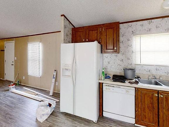 2nd image of 3417 Cesar Chavez Dr