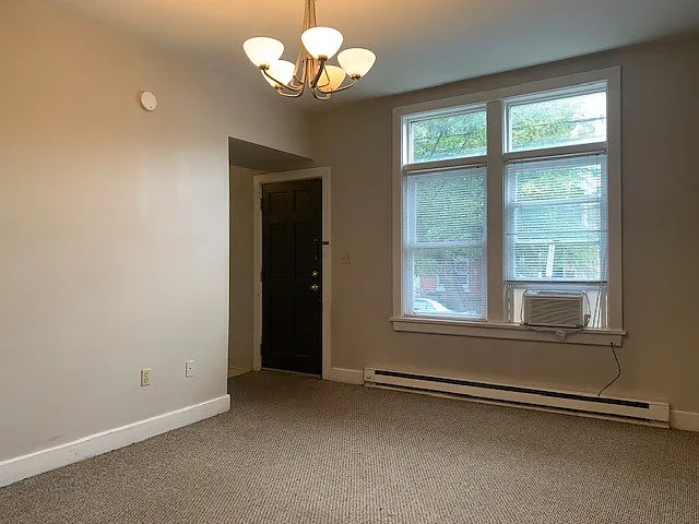 1948 Green St - 4 — Photo 2