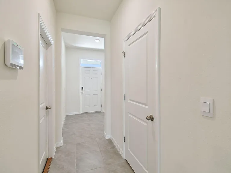 5701 English Oak Ln — Photo 16
