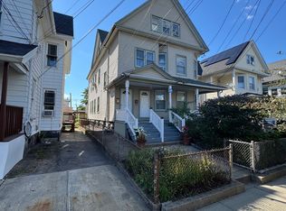 661 Iranistan Ave, Bridgeport, CT 06605