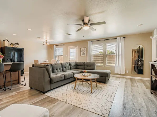 1713 Abby Creek Dr, Little Elm, TX 75068