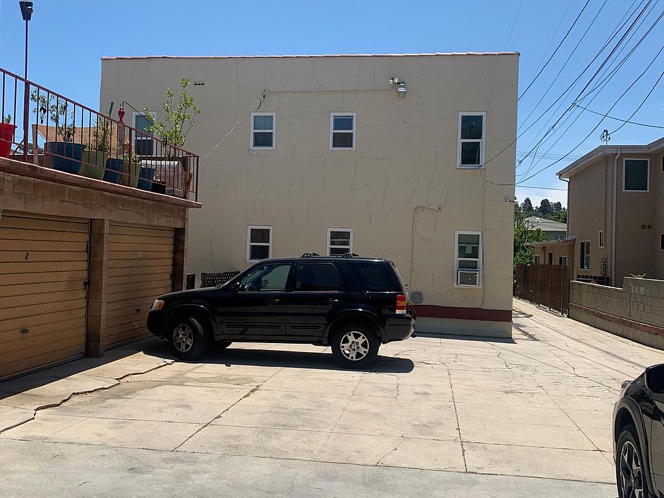 1st image of 619 E Chevy Chase Dr #1/2