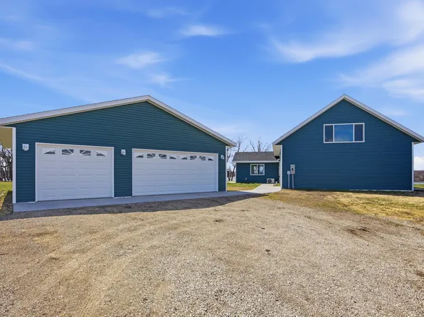 17196 Boyer Lake Rd, Lake Park, MN 56554