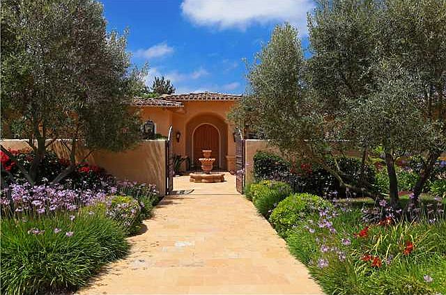 Courtyard Entry