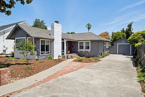 228 Channing Rd Photo 1