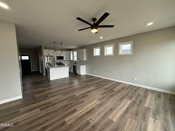 5th image of 1404 Redtail Rd