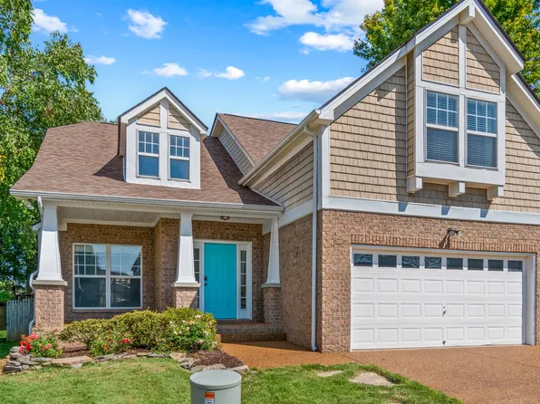 1709 Freiburg Dr, Spring Hill, TN 37174