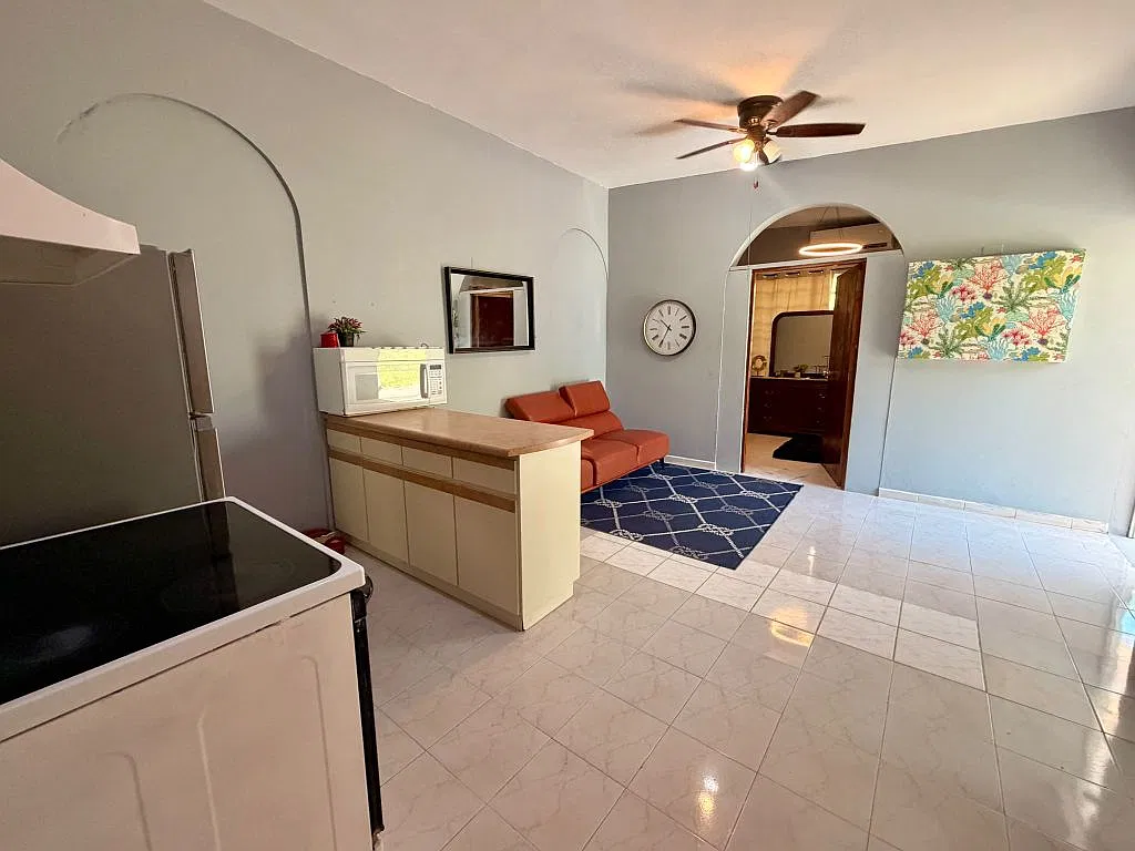 1 bed, 1.0 bath, 600 sqft, $1,100 — Photo 1