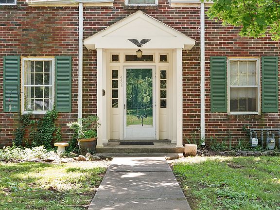 3rd image of 3506 Golf St