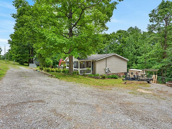 5th image of 479 Leatherwood Lake Rd