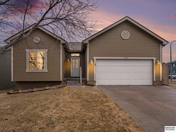 13723 S 14th St, Bellevue, NE 68123