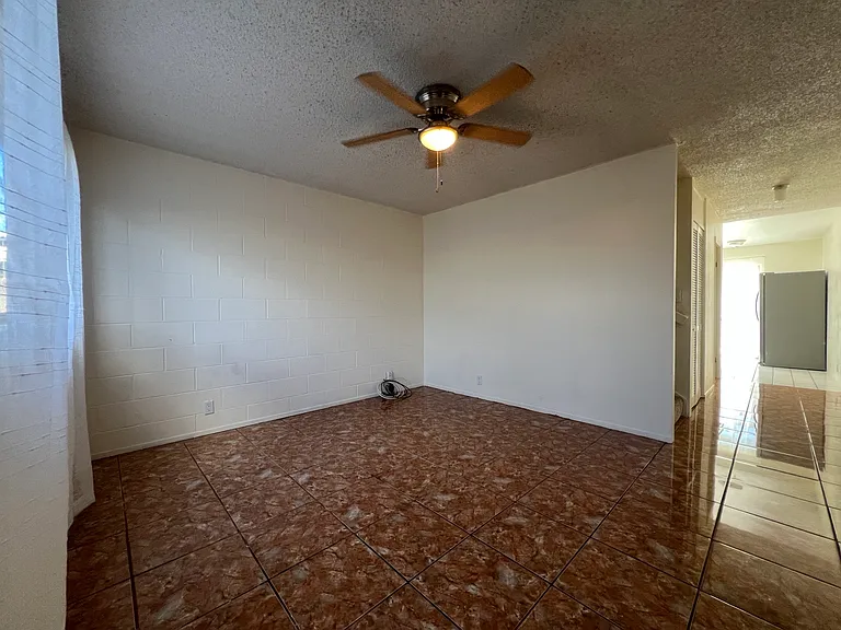4280 Salt Lake Blvd #H11H11 — Photo 9