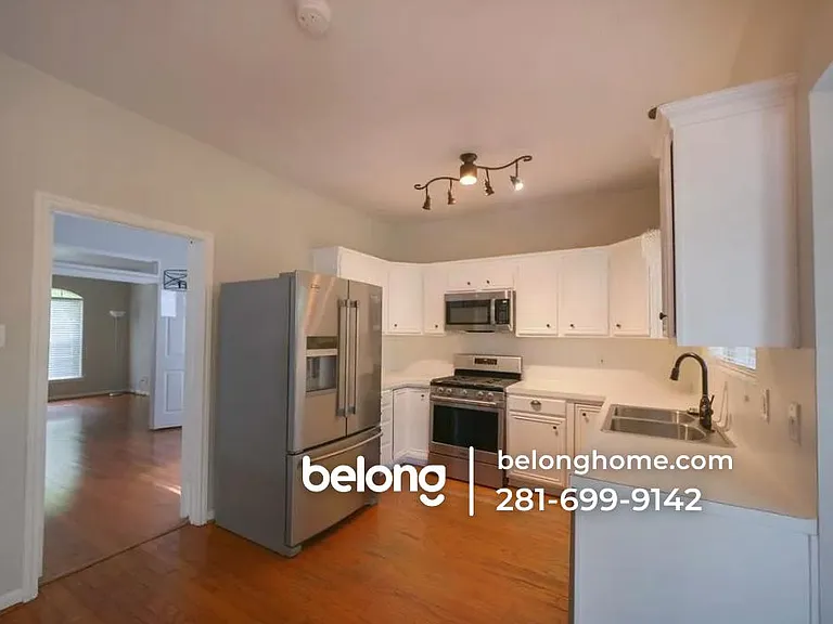 17743 Seven Pines Dr — Photo 11