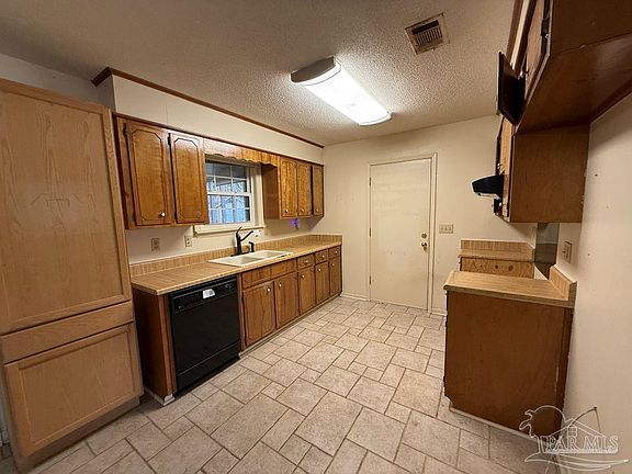 4th image of 6413 Meadow Field Cir