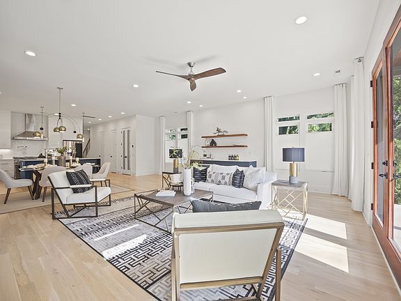 5th image of 4701 Walden Ct #1