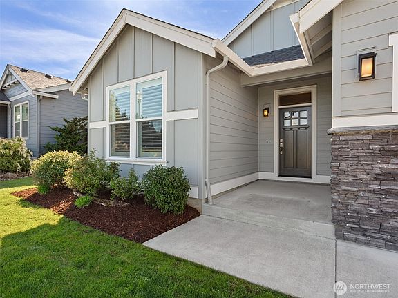 3rd image of 5607 NE 134th Street