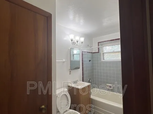 1981 W Villard Ave #6, Milwaukee, WI 53209