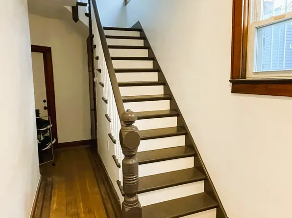 62 Liberty Avenue image 11 of 14