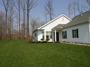 10726 Crossings Dr, Aurora, OH 44202