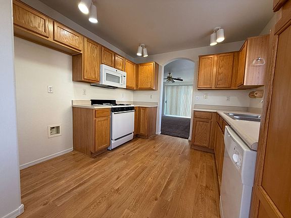 3rd image of 12705 W Aster Dr