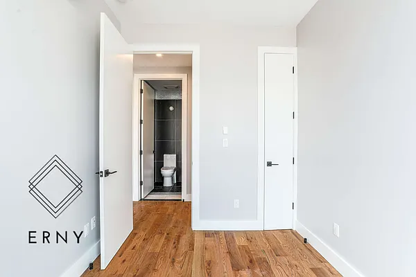 Rented by ERNY LLC | media 23