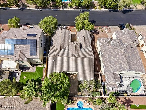2nd image of 8117 Orchard Glen Ave