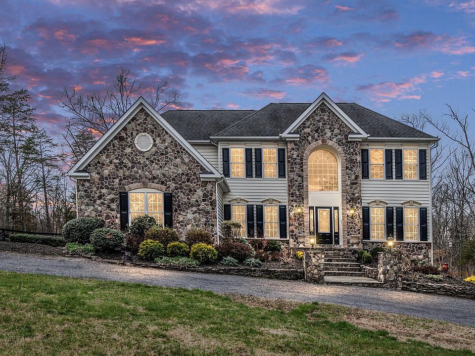 1st image of 9200 Mackenzie Meadow Ct
