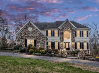 9200 Mackenzie Meadow Ct, Nokesville, VA 20181