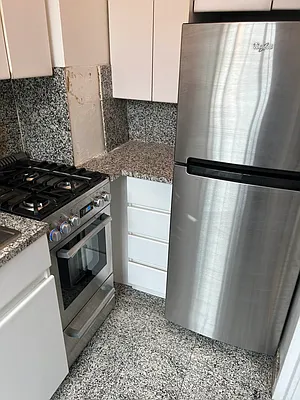 Rented by McDonagh Real Estate | media 13