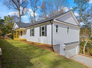 2 Hillbrook Rd, Taylors, SC 29687