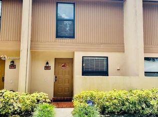 9880 NW 15th St #183, Pembroke Pines, FL 33024