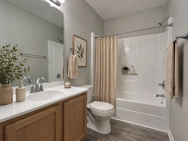 Lakeland Hills Apartment Homes — Photo 38