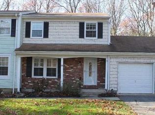 20 Penn Cmns, Yaphank, NY 11980