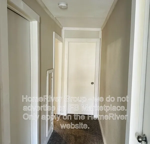 209 W 23rd St — Photo 12