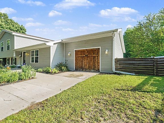 2nd image of 140 Viking Ct