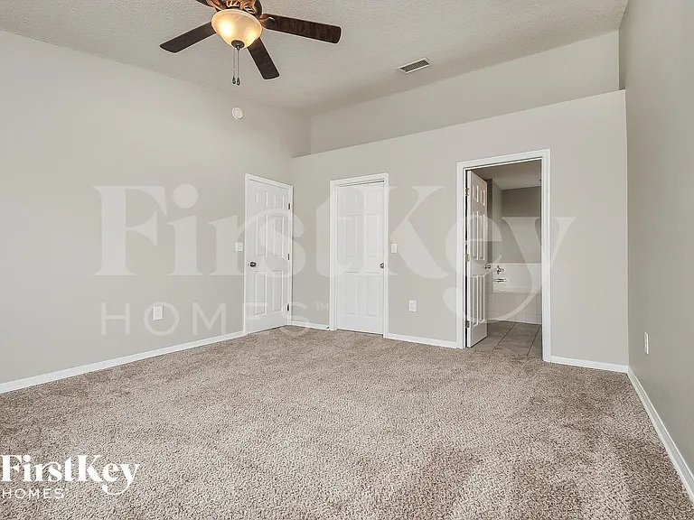 6511 Fox Crest Ln — Photo 10