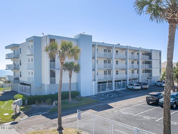2nd image of 10 N 11TH Avenue N #102