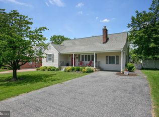 18 Cinder Rd, Lutherville Timonium, MD 21093