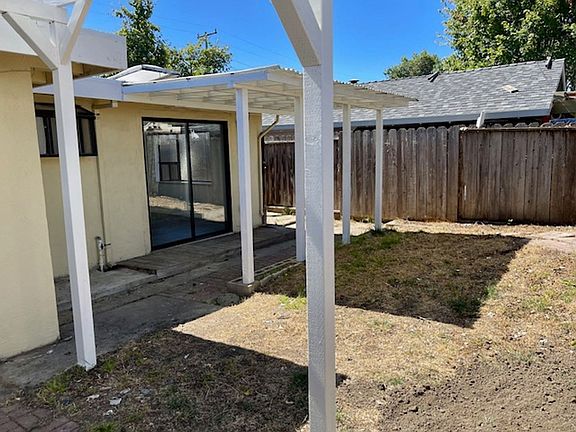 3rd image of 4719 Westwood Ave